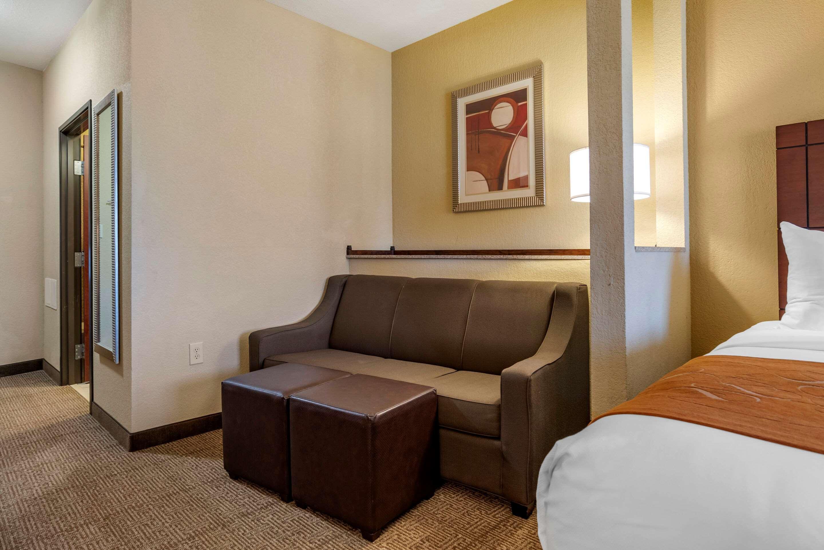 Comfort Suites Airport South Montgomery Extérieur photo