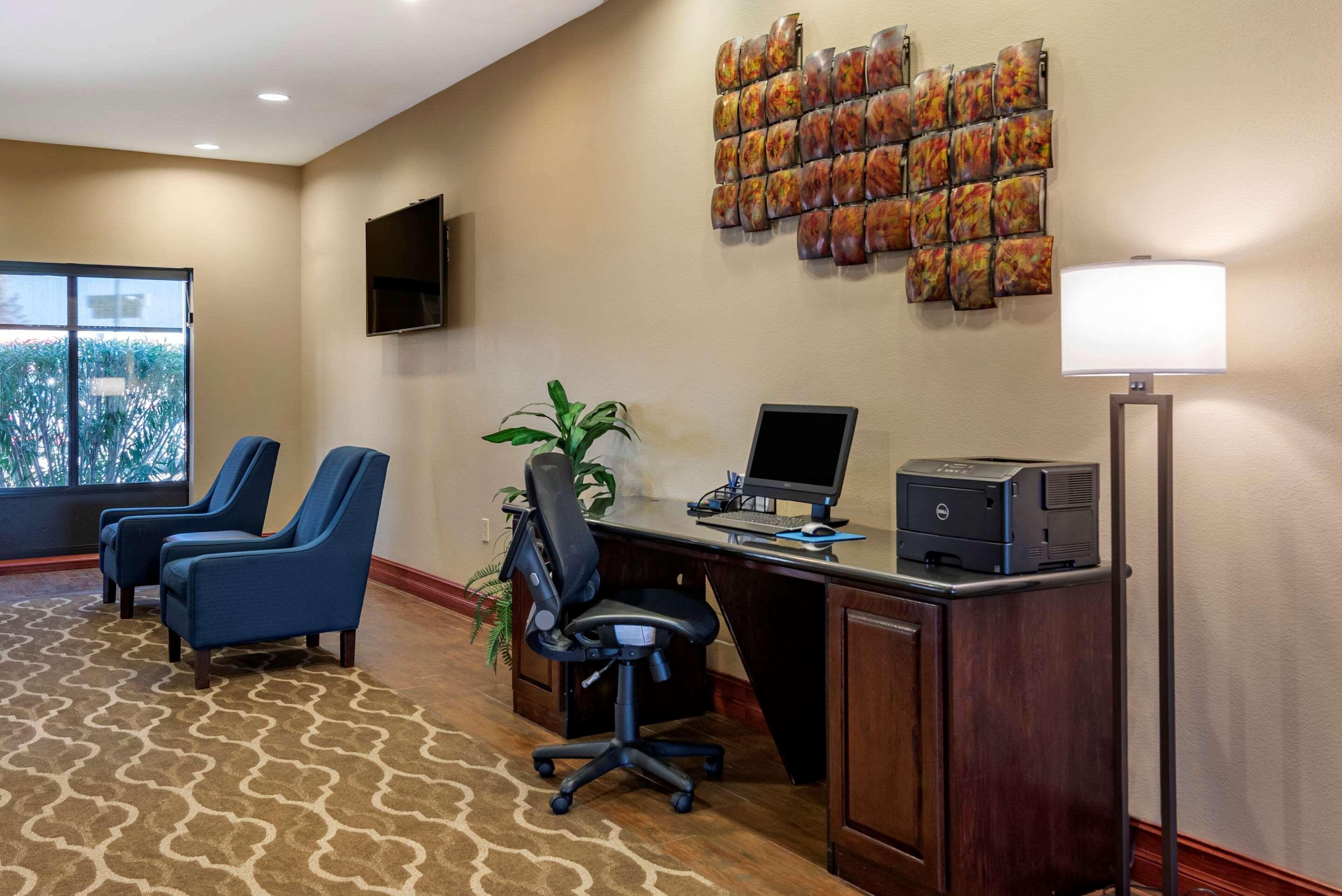 Comfort Suites Airport South Montgomery Extérieur photo