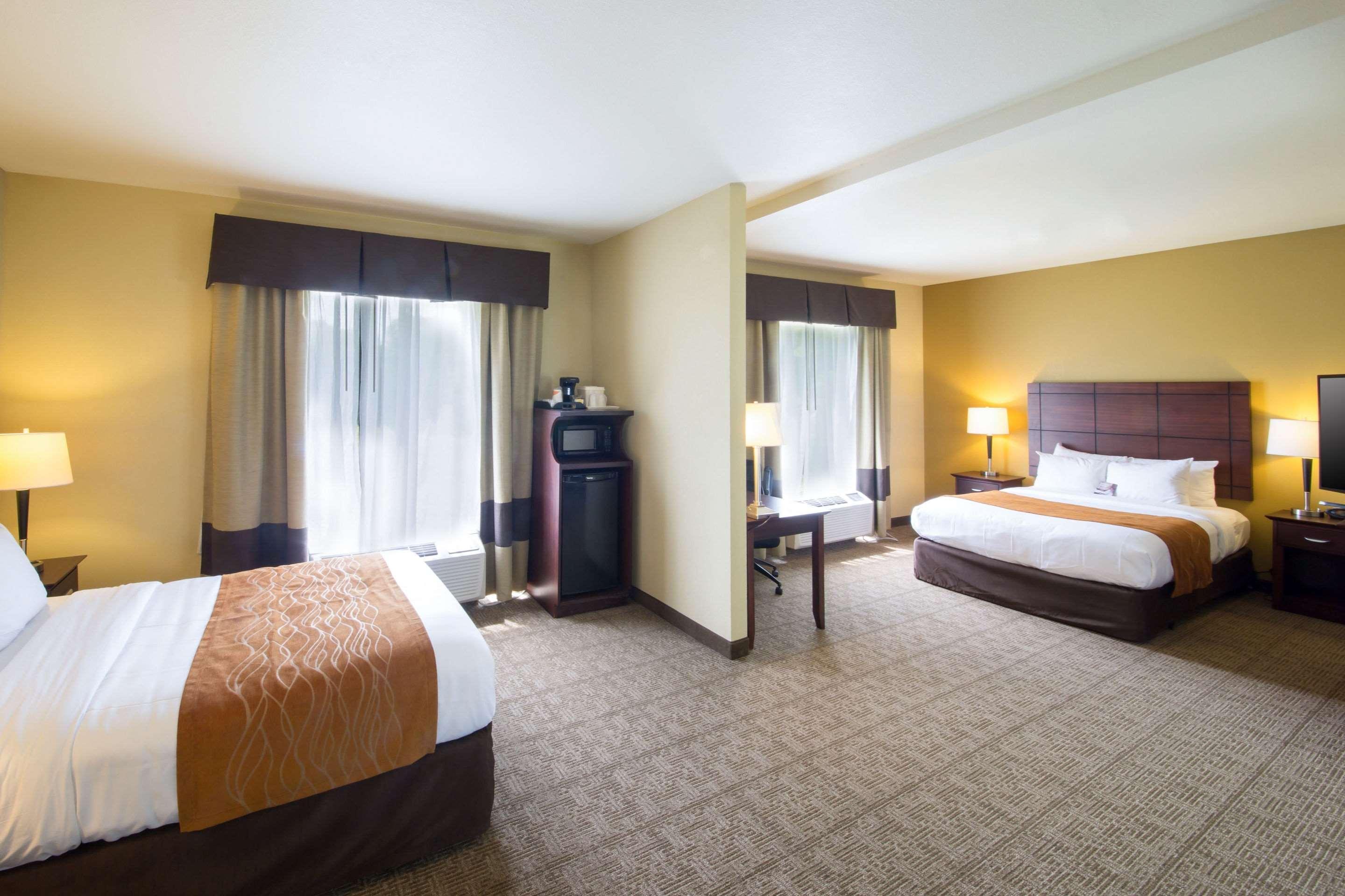 Comfort Suites Airport South Montgomery Extérieur photo